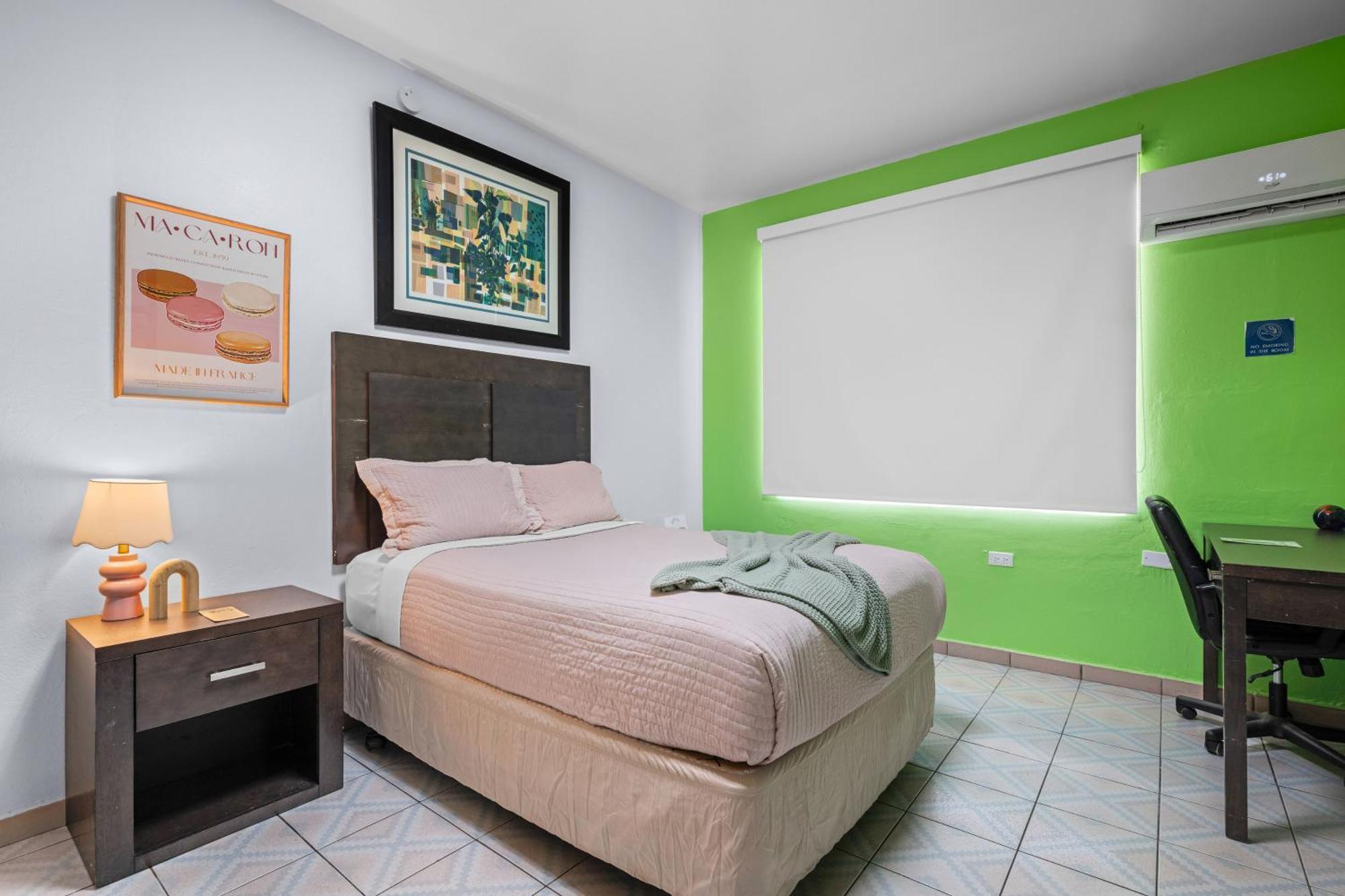 Borinquen Beach Inn San Juan Zewnętrze zdjęcie