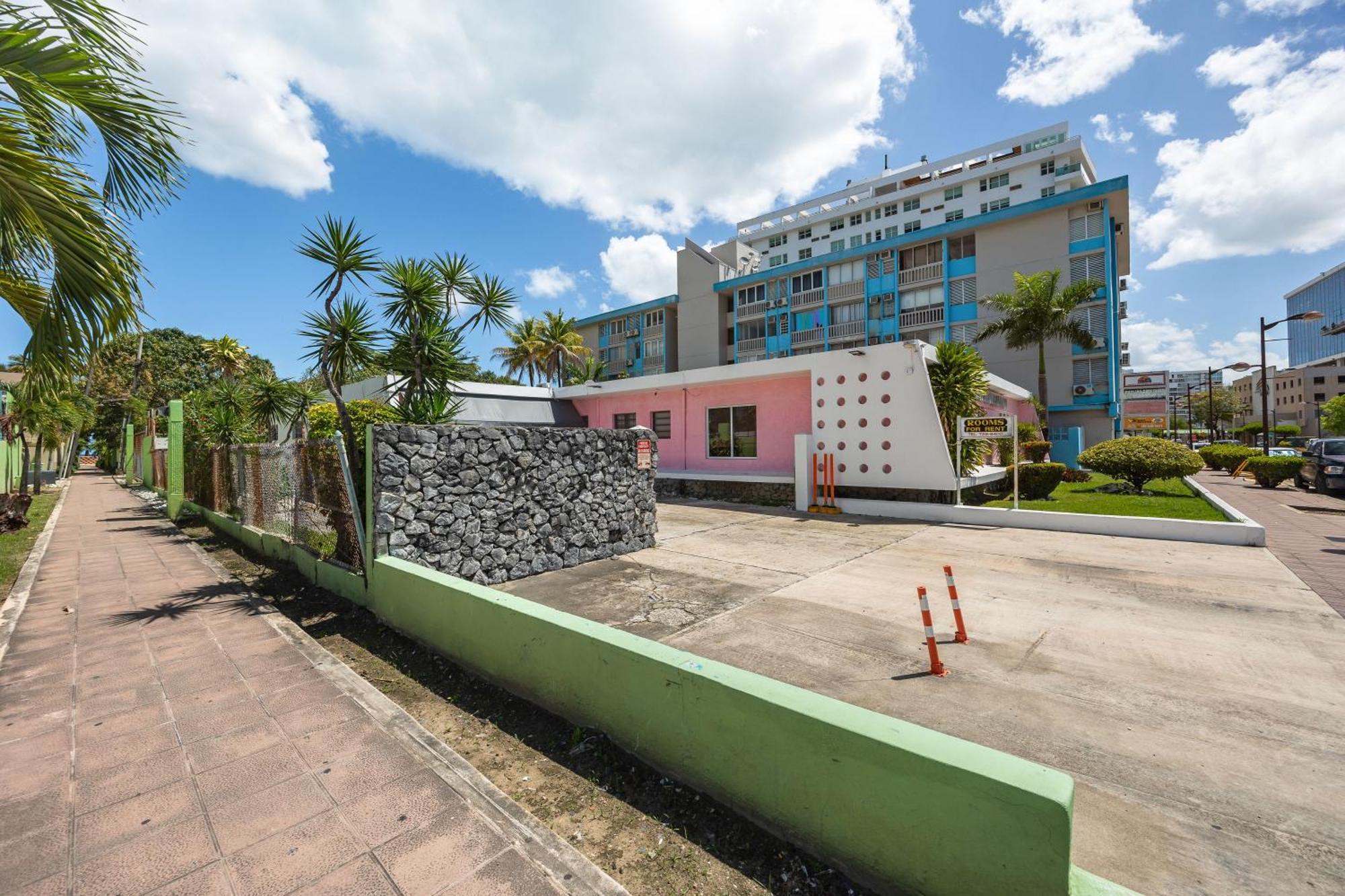 Borinquen Beach Inn San Juan Zewnętrze zdjęcie