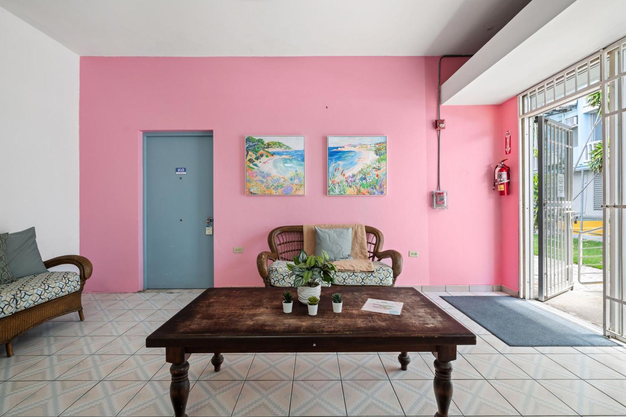 Borinquen Beach Inn San Juan Zewnętrze zdjęcie