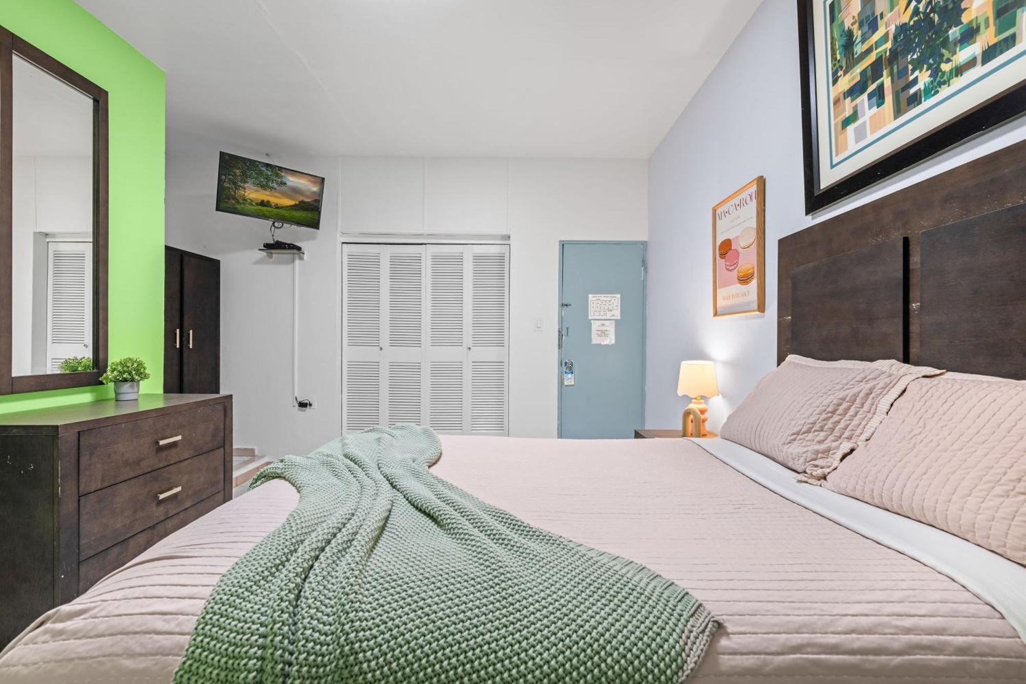 Borinquen Beach Inn San Juan Zewnętrze zdjęcie