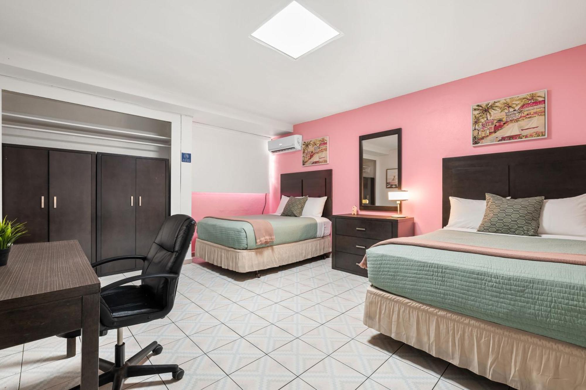 Borinquen Beach Inn San Juan Zewnętrze zdjęcie